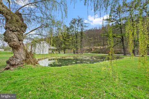 Exterior - 140 W Specht, Mcclure, PA 17841 photo 5 of 8