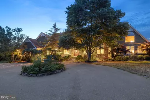 6766 Middle Rd, Beavertown, PA 17813
