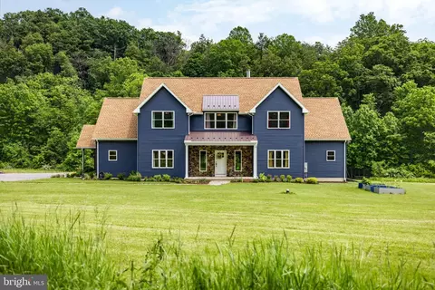 9493 Route 235, Beavertown, PA 17813