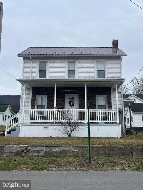 2 W High St, Mcclure, PA 17841