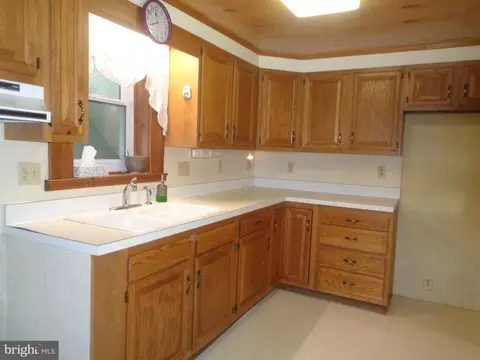 52 Brown St N, Mcclure, PA 17841 photo 2