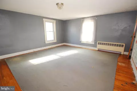 Bedroom - 26 E Ohio St, Mcclure, PA 17841 photo 2 of 3