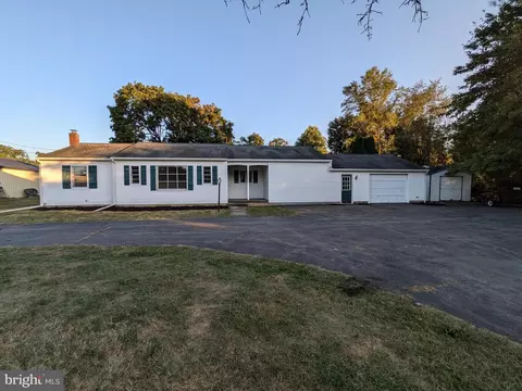 737 Paxtonville Rd, Middleburg, PA 17842