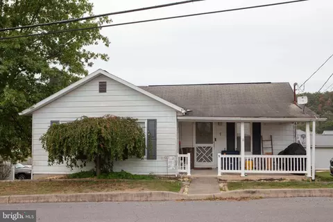 5 W High, Mcclure, PA 17841 photo 2