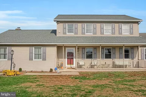 1105 Red Hill Rd, Port Trevorton, PA 17864