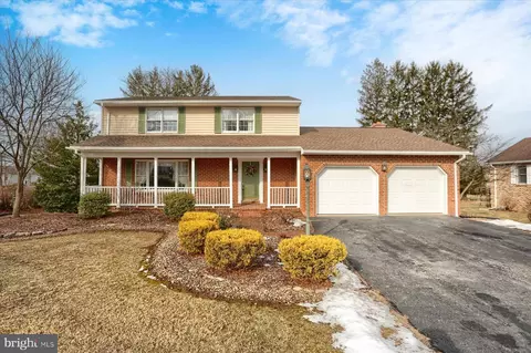 301 Stahl St, Middleburg, PA 17842