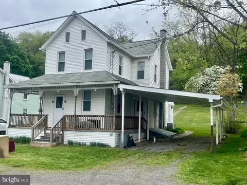 1420 Main St, Port Trevorton, PA 17864