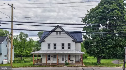 3666 N Old Trl, Shamokin Dam, PA 17876