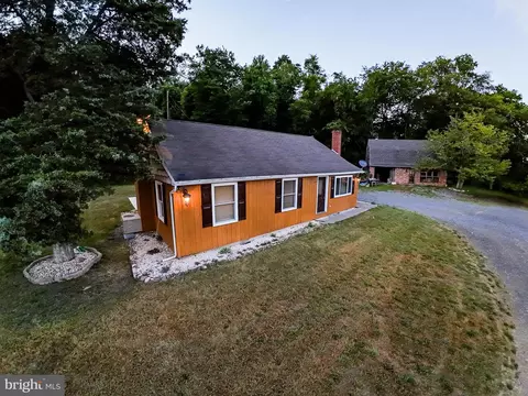 7384 S Susquehanna Trl, Port Trevorton, PA 17864