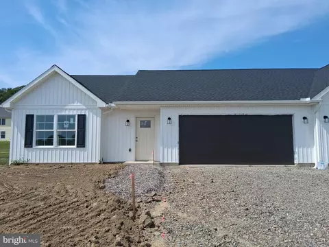 146 St Andrews Way, Selinsgrove, PA 17870