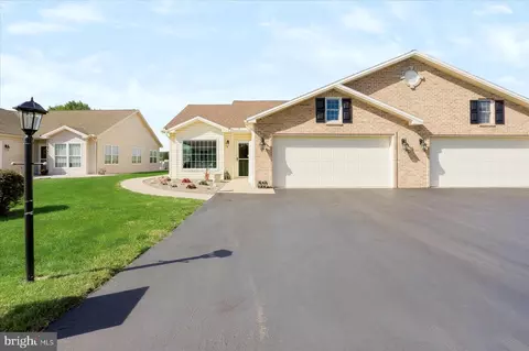 12 Grayson View Ct, Selinsgrove, PA 17870