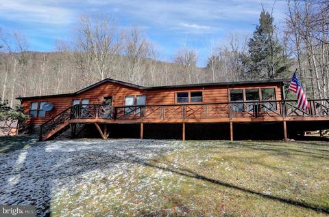 877 Stony Fork Creek Rd, Wellsboro, PA 16901
