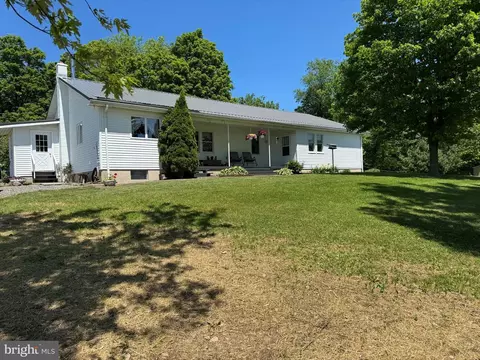 176 Marrows Dr, Wellsboro, PA 16901