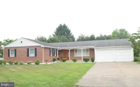 225 S 15th St, Lewisburg, PA 17837