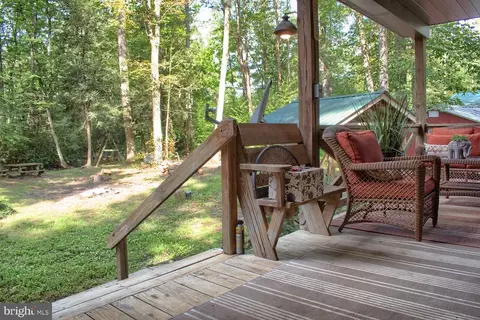 124 Camp Laurel Rd, Mifflinburg, PA 17844