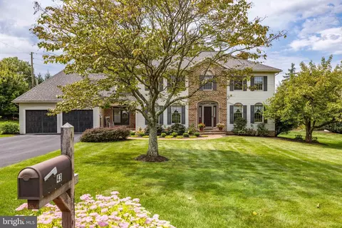 43 Edward Cir, Lewisburg, PA 17837