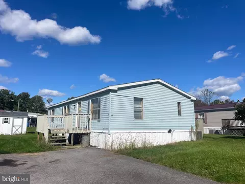 26 Ann St, Mifflinburg, PA 17844