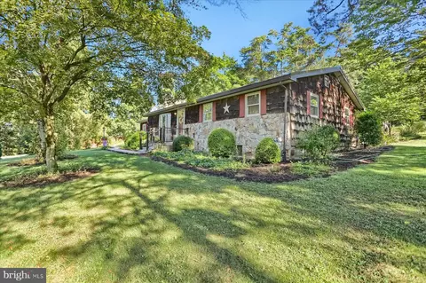 348 Walbash Rd, Mifflinburg, PA 17844