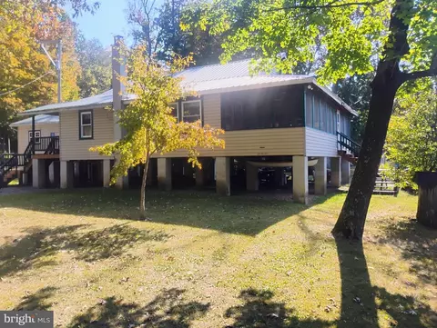273 Nikomahs Drive Millmount, Millmont, PA 17845