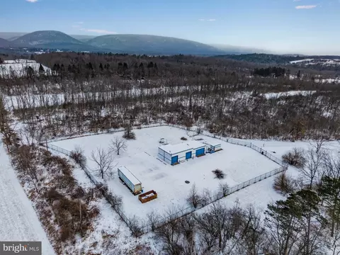 Weikert Road, Millmont, PA 17845