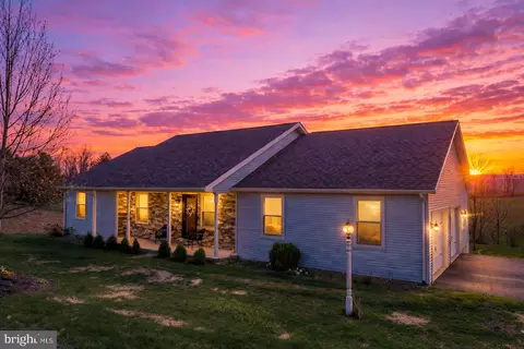 60 Dustin Dr, West Milton, PA 17886