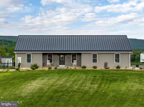 66 Antler Ln, New Columbia, PA 17856