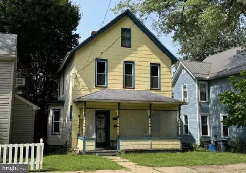 318 W 3rd St, Oil City, PA 16301