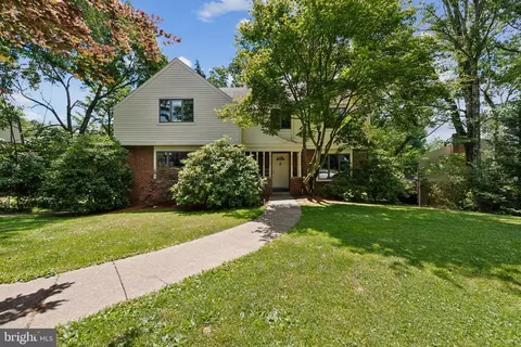 3585 W Windover Ct, Murrysville, PA 15668