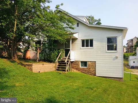 321 Hill St, Belle Vernon, PA 15012
