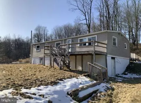 85 Hamlin Hwy, Hamlin, PA 18427