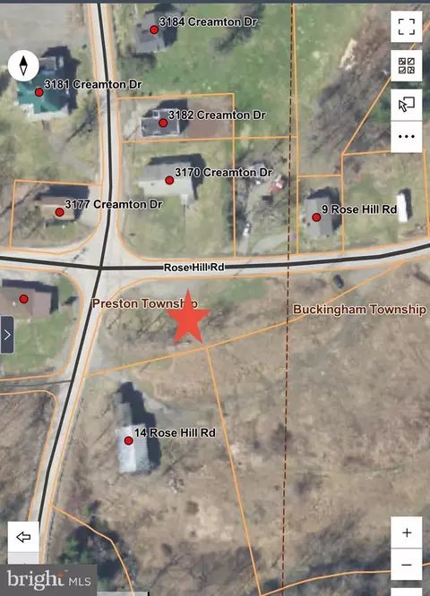 Creamton Dr, Lake Como, PA 18437
