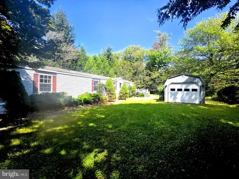 30 Ute Path, Gouldsboro, PA 18424