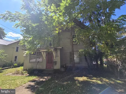 103 Beaty St, Warren, PA 16365