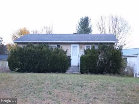 1 Fir Dr, Tunkhannock, PA 18657
