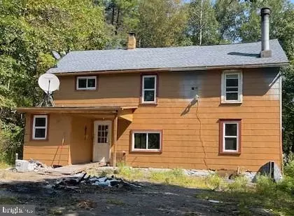 567 Sandy Valley Dr, Falls, PA 18615