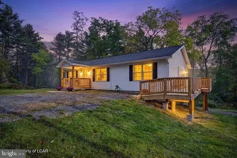 144 Creek Rd, Factoryville, PA 18419