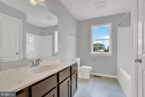 Entry Way - 602 Rishel Dr, York, PA 17406 photo 6 of 7