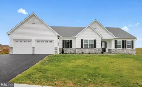 602 Rishel Dr, York, PA 17406