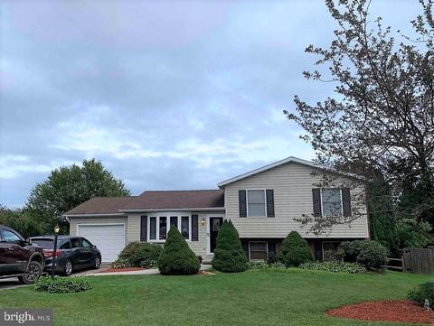 29 Loop Dr, Hanover, PA 17331 photo 1