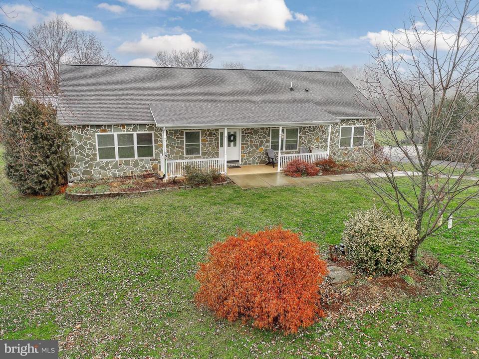 1255 Stillhouse Ln, Etters, PA 17319 47 Photos MLS PAYK2012020