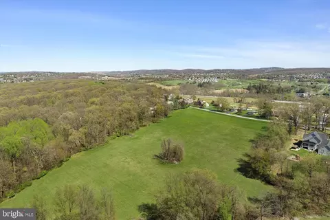 565 Owen Rd, York, PA 17403