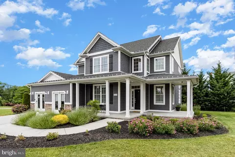 350 Steeple View Dr #14, Hanover, PA 17331