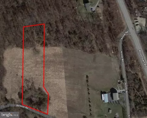 7 Bentzel Road, Lewisberry, PA 17339