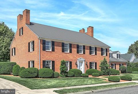 106 Oak St, Hanover, PA 17331