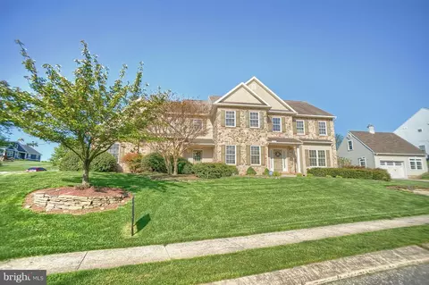 203 Hauer Ter, Spring Grove, PA 17362