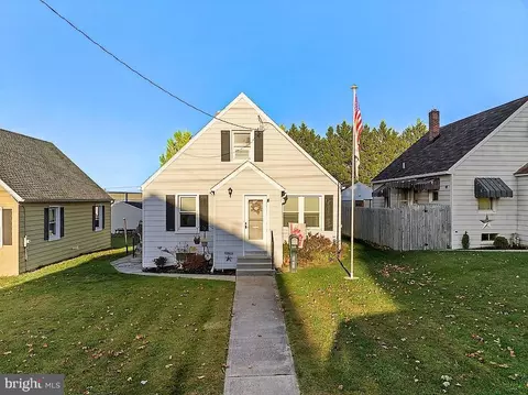 820 Mcallister St, Hanover, PA 17331