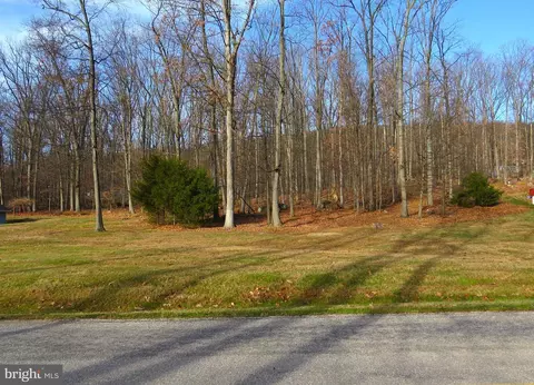 1270 Lot A Glatco Lodge Rd, Hanover, PA 17331
