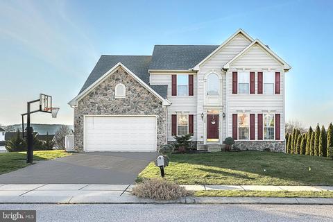 140 Leah Ln, Spring Grove, PA 17362