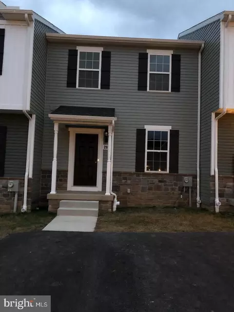 99 Holstein Dr #173, Hanover, PA 17331