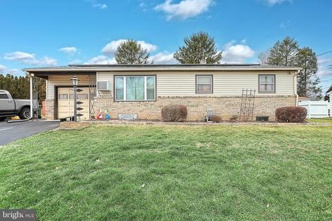 2607 Emig Mill Rd, Dover, PA 17315